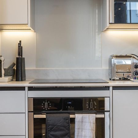 Modern, Stylish Newly Refurbished 2Nd Floor Apartment In Fitzrovia Лондон Экстерьер фото