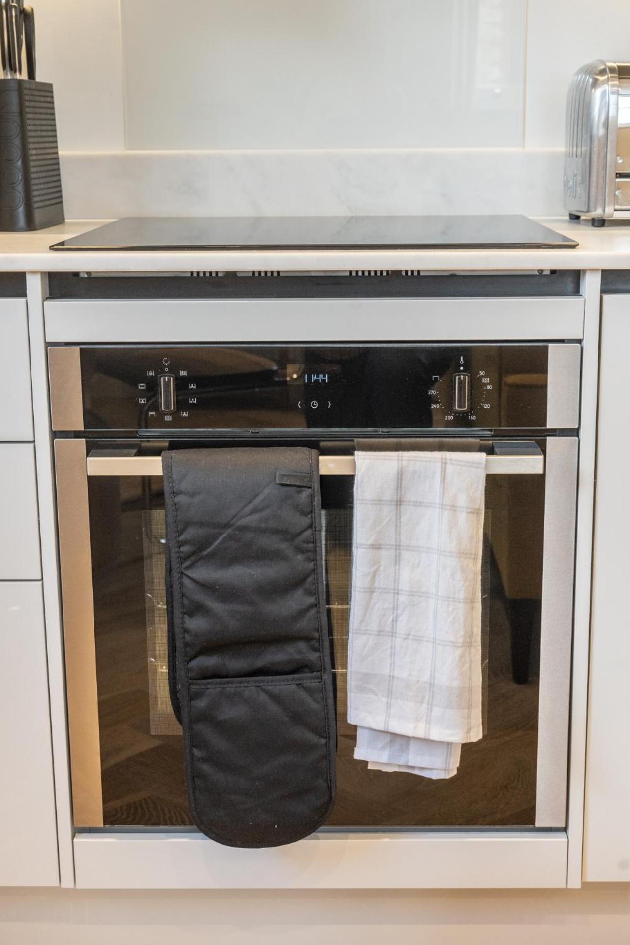 Modern, Stylish Newly Refurbished 2Nd Floor Apartment In Fitzrovia Лондон Экстерьер фото