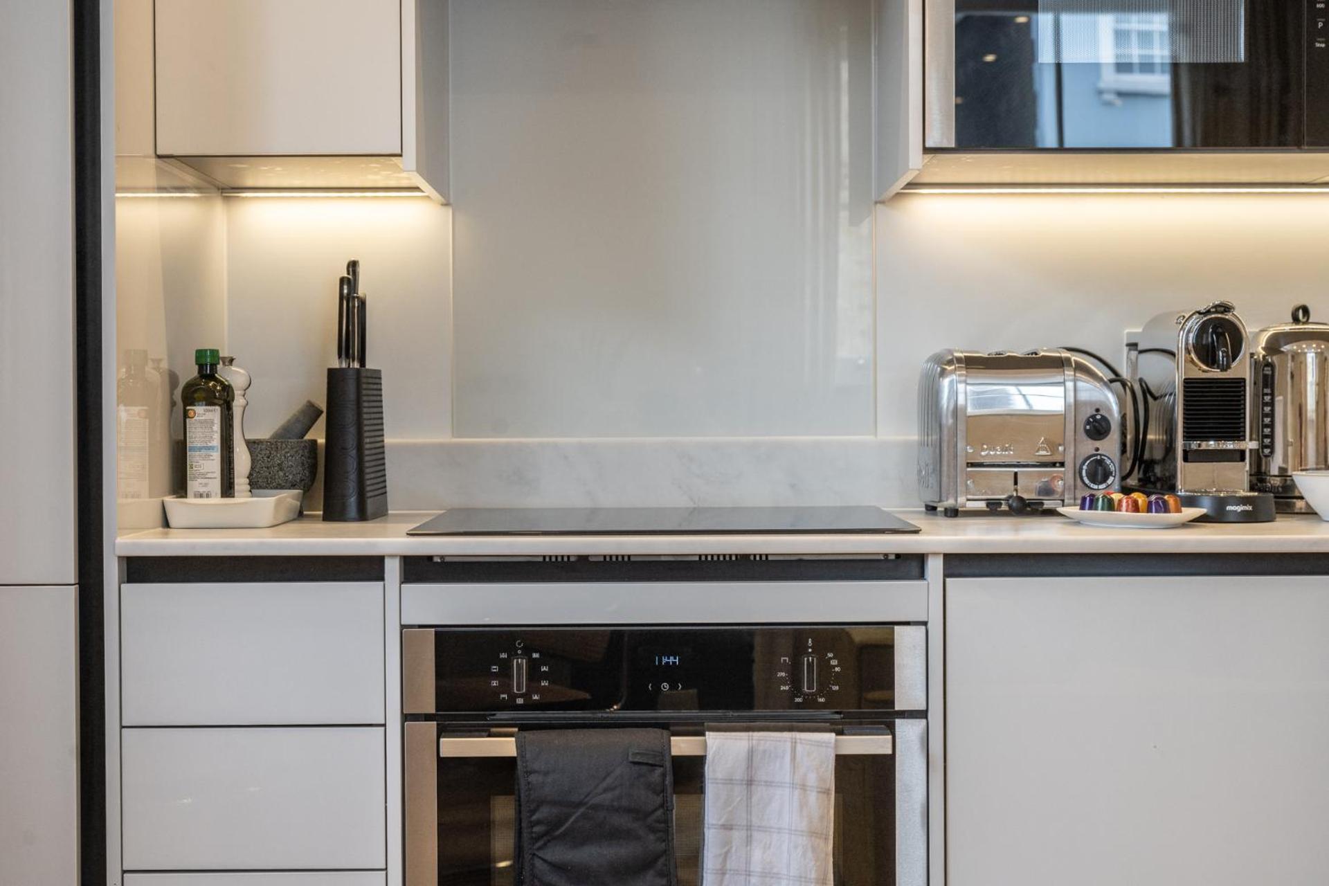 Modern, Stylish Newly Refurbished 2Nd Floor Apartment In Fitzrovia Лондон Экстерьер фото