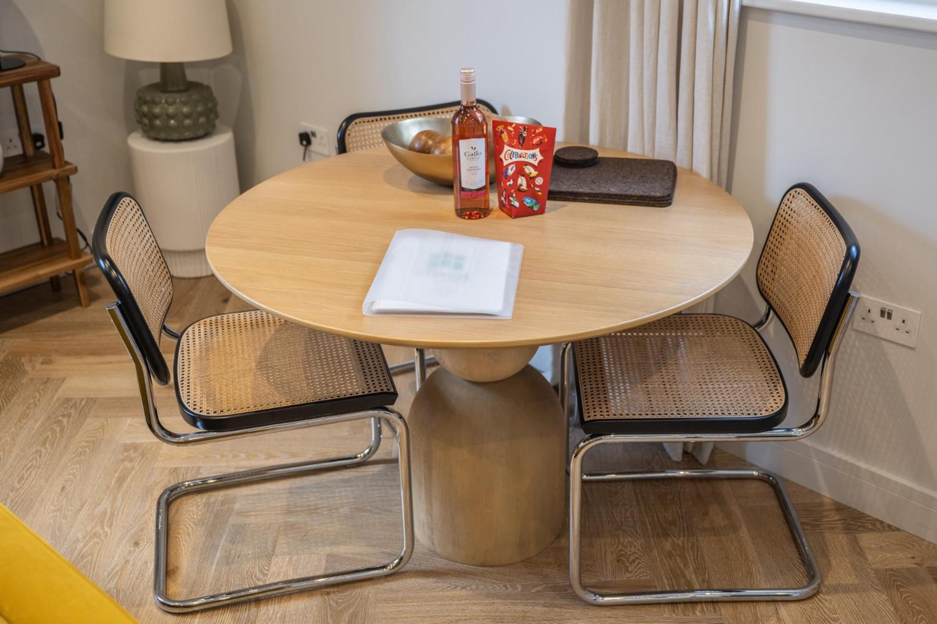 Modern, Stylish Newly Refurbished 2Nd Floor Apartment In Fitzrovia Лондон Экстерьер фото