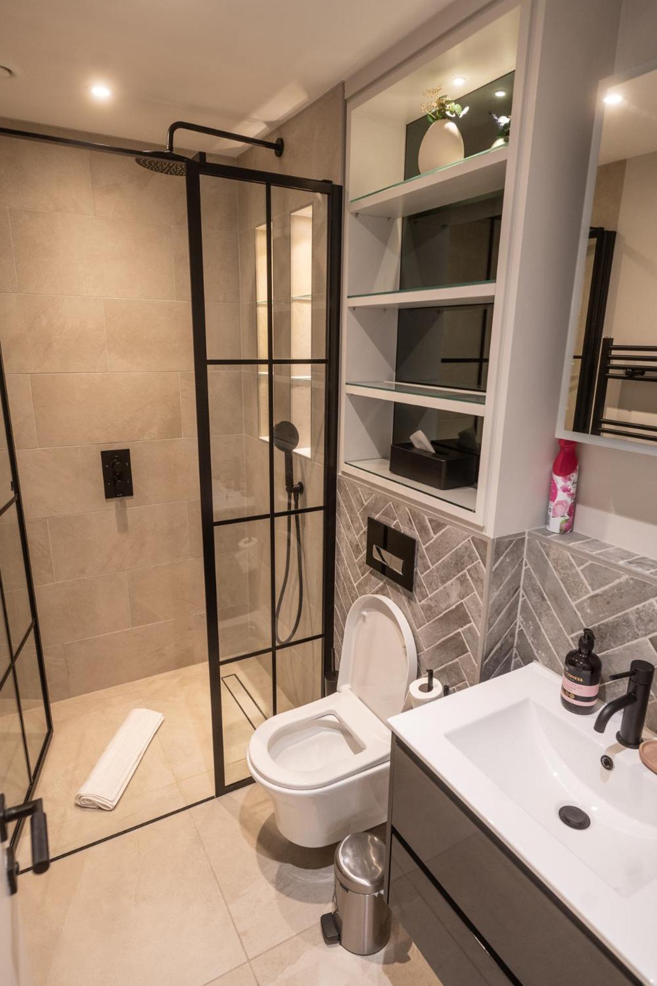 Modern, Stylish Newly Refurbished 2Nd Floor Apartment In Fitzrovia Лондон Экстерьер фото